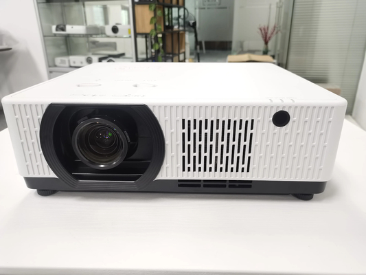 Flyin 2025 Proiettore laser 3LCD 4K professionale 7200 Ansi Lumens Ultra Hd 3840x2160 Alta luminosità Per l'educazione aziendale Grandi locali Saloni da banchetto Sceneggi