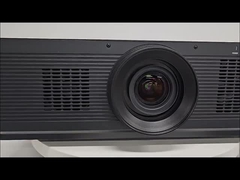 prova all'aperto del proiettore per grandi sedi